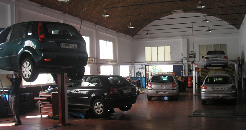 Instalaciones Taller AUTO CASTELLÓ